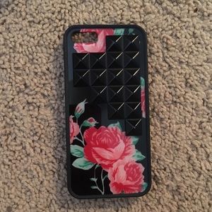 iPhone SE case floral design